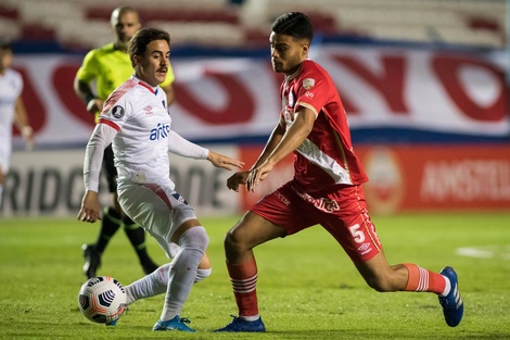 Copa Libertadores: Argentinos Juniors cayó en Montevideo