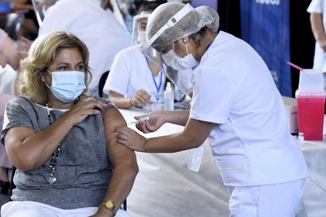 Se registró un nuevo pico de casos de Covid y contagios de dos variantes