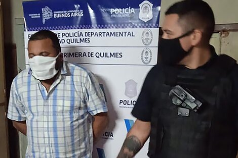 “El padre hundió un cuchillo en el pecho a la madre