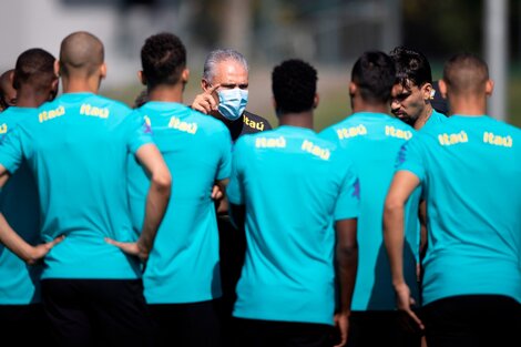 La selección de Brasil, en contra de la Copa América