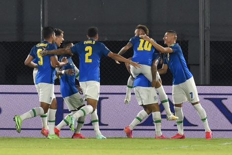 Eliminatorias 2021: Brasil venció a Paraguay por 2-0