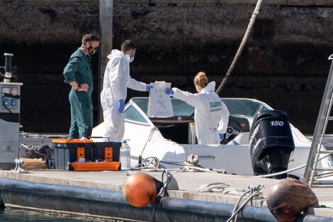 Los investigadores del caso, en Tenerife. 