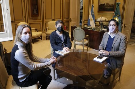 Agustina Vila, Kicillof y Nicolás Trotta