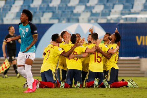 Un clásico. Celebración religiosa por el lado de Colombia