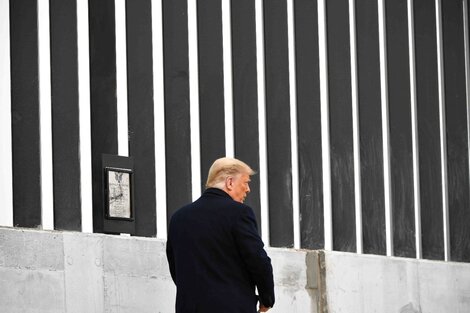 Trump visitará la frontera “sin ley” entre Estados Unidos y México