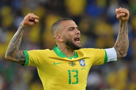 Dani Alves, la sorpresa de Brasil para los Juegos Olímpicos