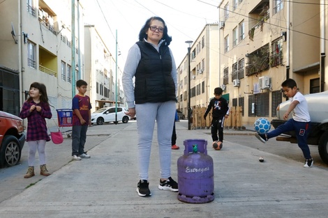 CABA: denuncian que 29 familias relocalizadas de la cuenca Riachuelo están sin gas desde hace 10 años