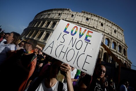 El Vaticano pide cambios al proyecto de ley italiano contra la homofobia y la transfobia 