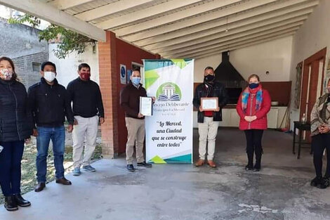 Luis Chocobar junto a los ediles merdeceños. 