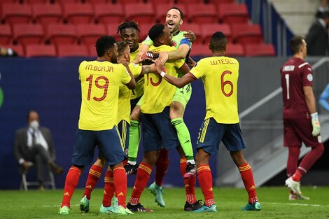 Ospina, el gran protagonista de la noche en Brasilia