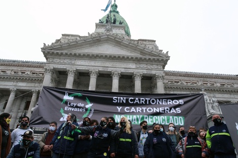 Concentración de cartoneros para impulsar la ley de gestión ambiental de envases