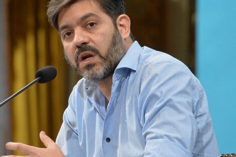 Carlos Bianco: "Vidal se refugia en Capital porque no puede dar la cara en la Provincia”