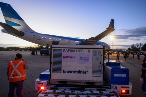 Parte rumbo a China un nuevo vuelo de Aerolíneas Argentinas en búsqueda de más vacunas.