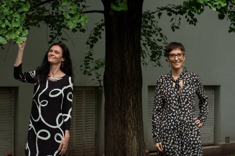 Carolina Tosi y Valeria Sardi, lingüistas.