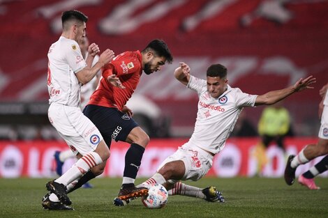 Independiente y Argentinos empataron sin goles