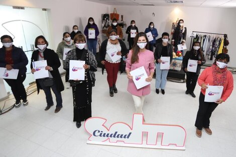 En Capital, se lanzó el programa de microcréditos para mujeres emprendedoras