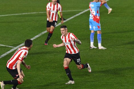 Liga Profesional: Estudiantes goleó 4-0 a Arsenal en La Plata