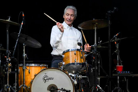 El baterista Charlie Watts se había bajado a principios de agosto de la gira de los Rolling Stones.