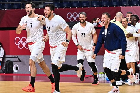 Allez les Bleus: La increíble noche de los equipos franceses