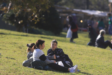 Se autorizan las actividades en espacios abiertos de hasta cien personas.