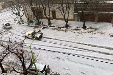 Impactante temporal de lluvia, viento y granizo causó destrozos en Saladillo