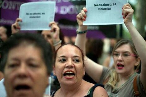 Córdoba: detienen a cuatro jóvenes acusados de violar a una chica de 16 años
