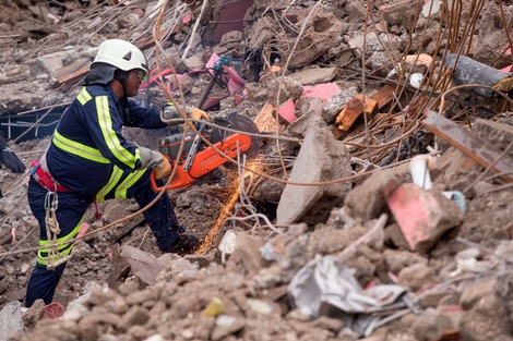 Al terremoto hubo que sumar los efectos del huracán Grace. 