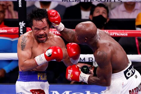 Manny Pacquiao perdió con el cubano Yordenis Ugás y habló de su retiro el boxeo