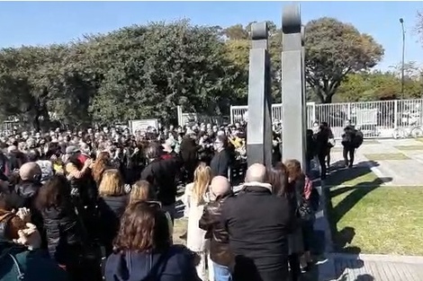 Emotiva despedida a "Coco" Blaustein en el Parque de la Memoria