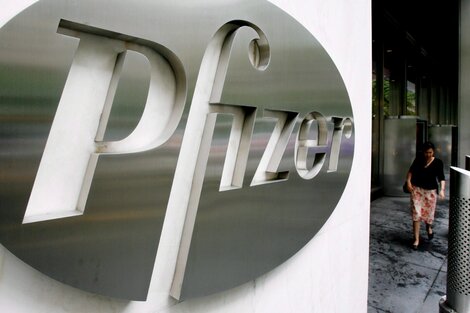 Las vacunas de Pfizer estarán destinadas a adolescentes de entre 12 y 17 años. 