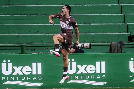 Liga Profesional: Platense le ganó un partidazo a Banfield y volvió a festejar