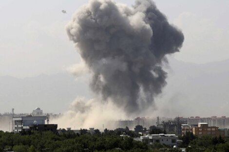 El misil impactó en un barrio al noreste del aeropuerto internacional Hamid Karzai.