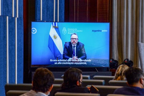 "Pensar una industria desde cero"