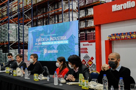 Kicillof y Costa junto a Juan Fera, dueño de Marolio