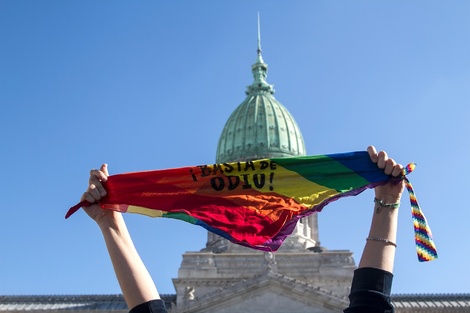 Transfobia: se negaron a alquilarle a una pareja porque uno de sus integrantes es una persona trans