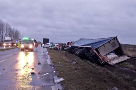 Puente Zárate Brazo Largo: tres muertos tras un choque múltiple