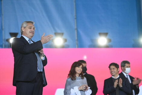 Alberto Fernández: "Los argentinos tuvimos que arremangarnos y levantar un sistema de salud destruido"