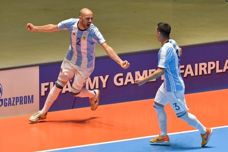 Argentina arranca su sueño en el Mundial de futsal