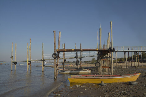 Río Paraná: por la bajante histórica, suspenden un tradicional certamen de pesca