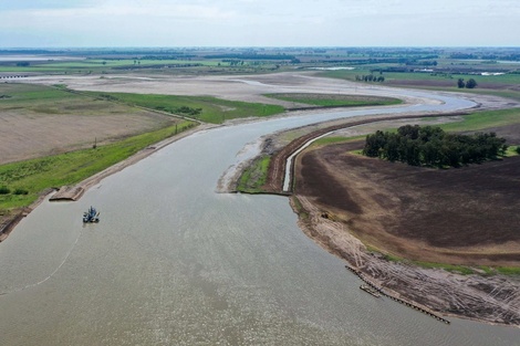 Negocian crédito para la obra del río Salado