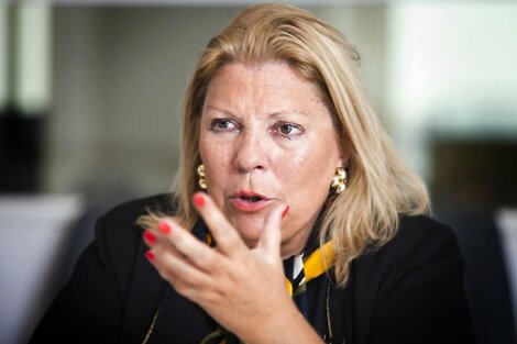 "Le recomiendo al Presidente resistir y evitar a un golpe, que es el preanuncio de algo más grave que le puede suceder a la sociedad argentina", dijo Elisa Carrió.