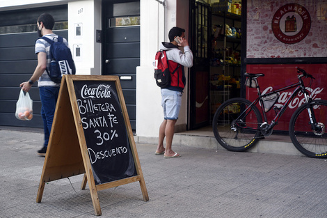 El descuento se aplica ya en muchos comercios. (Fuente: Andres Macera)