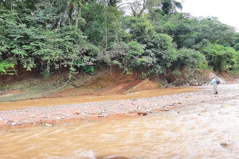 Pescó tres peces y lo embargaron por más de 70 mil pesos 