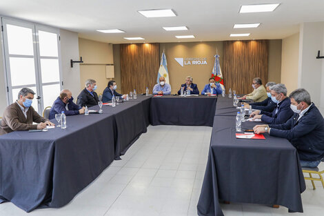 Alberto Fernández con los gobernadores del Frente de Todos.