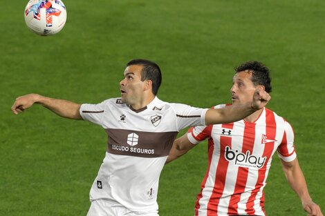 Estudiantes igualó con Platense y no pudo llegar a la punta