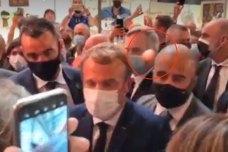 Emmanuel Macron recibió un huevazo en una feria de gastronomía en Lyon