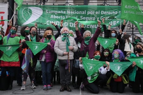 Pañuelazo frente al Congreso y en otra ciudades para conmemorar el 28S