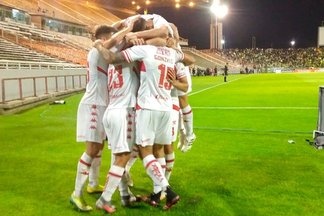 Liga Profesional: con fútbol opaco, volvió el público a la cancha