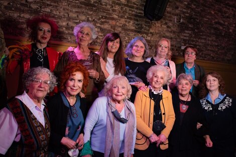 PAMI y la organización La Revolución de las Viejas distinguieron a nueve mujeres, entre ellas Estela de Carlotto, con el premio Vidas Rebeldes.