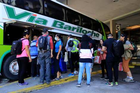 Micros y trenes de larga distancia ya pueden viajar con plena ocupación de asientos